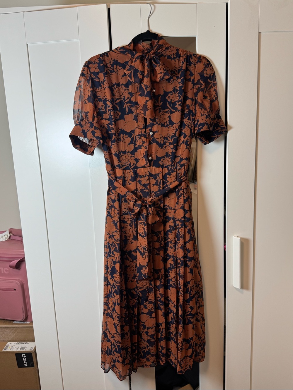 1901 Rust Brown and Navy Floral Tie-Neck Midi Dress
